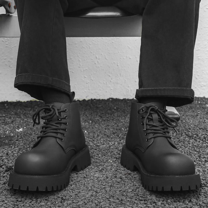 British Style Men Classic Black Thick Soled Knight Boots Fashion Brand Autumn /Winter New Men Lace Up Comfortable High Top Boots