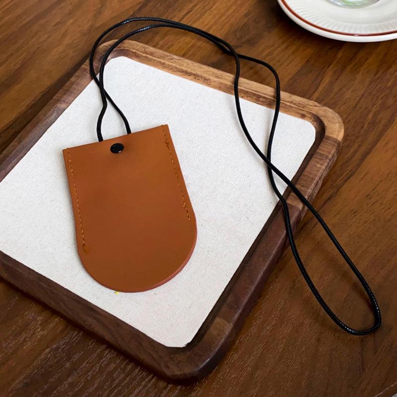 Damen Kunstleder Nackentasche Halskette für Kopfhörer & Brillen mit Schlüsselbein-Kette