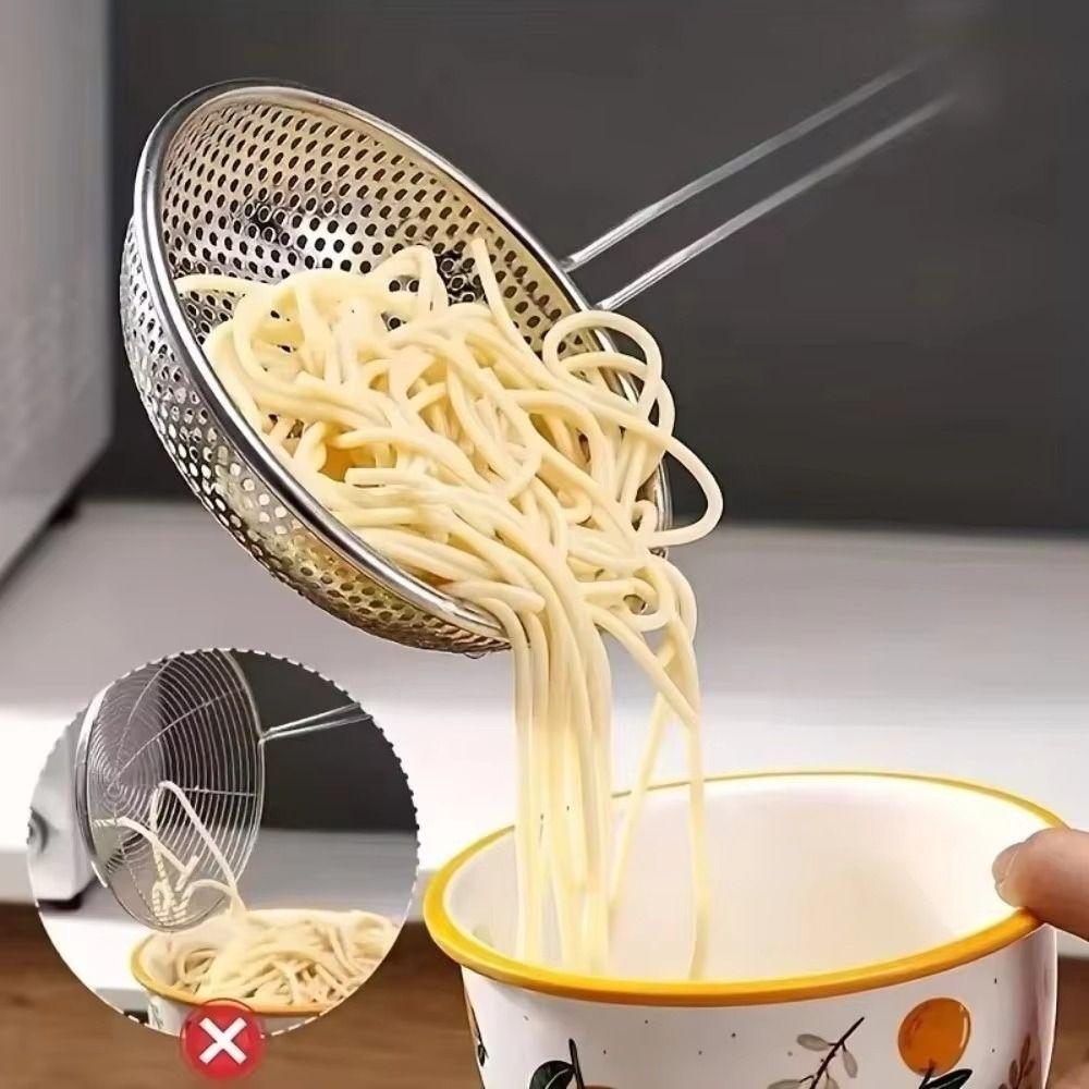 Long Handle Stainless Steel Strainer Wooden Handle Skimmer Spoon Fine Mesh Strainer  Food Strainer