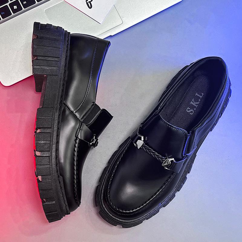 Men's Leather Loafers Shoes Round Toe Black Retro Cowhide Footwear 2025 Hot Sale New Trend Male Casual Shoe  Comfortable Fashion