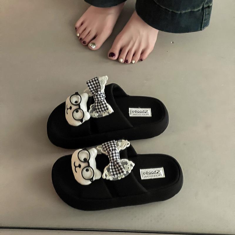 Fashion versatile cute cat cat thick bottom one-word drag female summer bow girl wear flat bottom slippers cool slippers