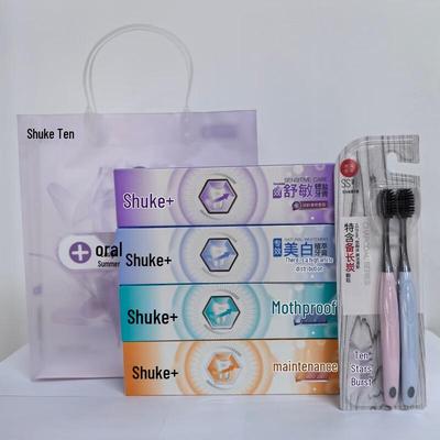 Hygiène buccale – Brosses à dents et gratte-langues