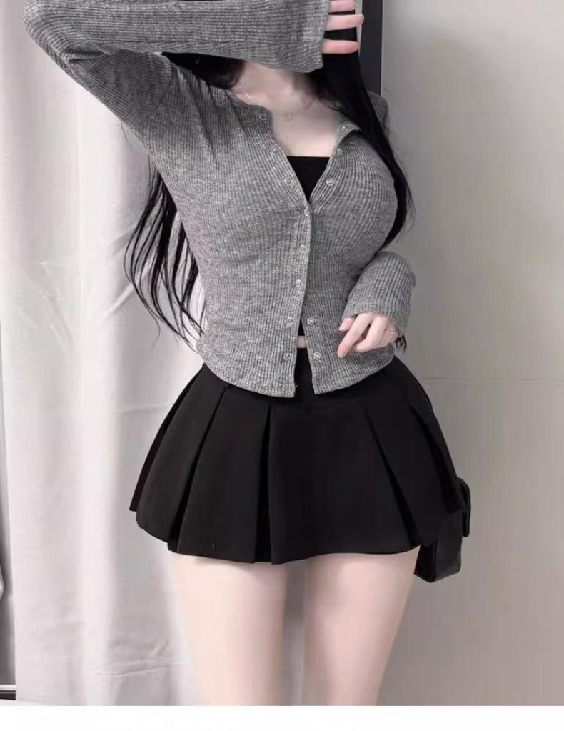 A must-have from Dongdaemun, Korea: Sexy, single-breasted, slim-fit, long-sleeved women's cardigan, perfect for daily wear.