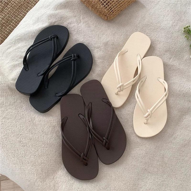 Fashion Casual Flat Flip-flops Women's Summer Outer Wear Non-slip Bath Pinch Foot Cool Slippers Beach Shoes