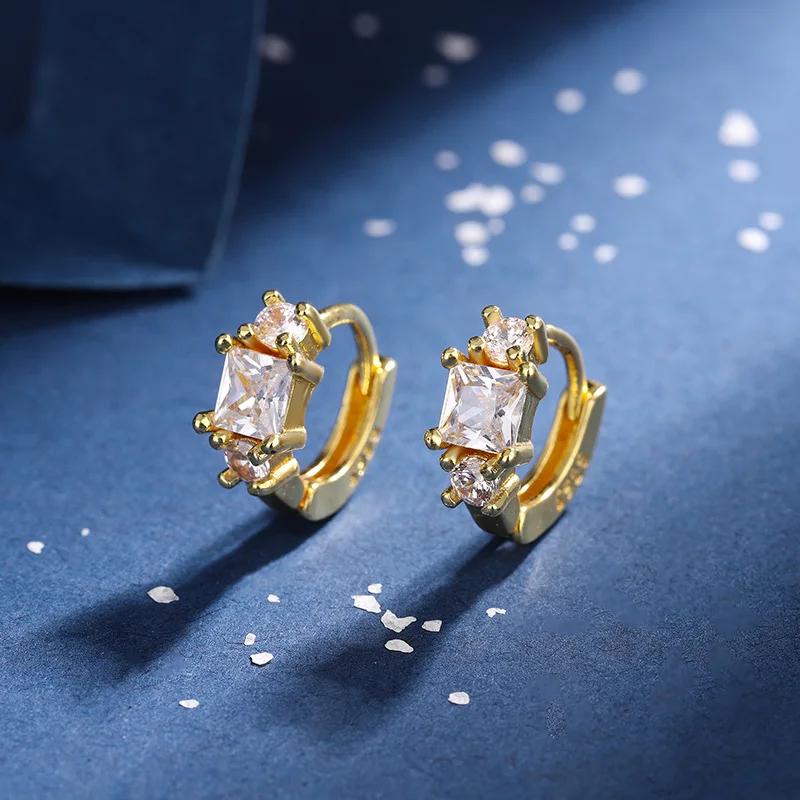 2 Paires Boucles d'Oreilles Créoles Petites Câlins en Acier Inoxydable Pour Femmes Petit Pendentif Cristal Zirconium Boucles d'Oreilles Cartilage Bijoux Piercing