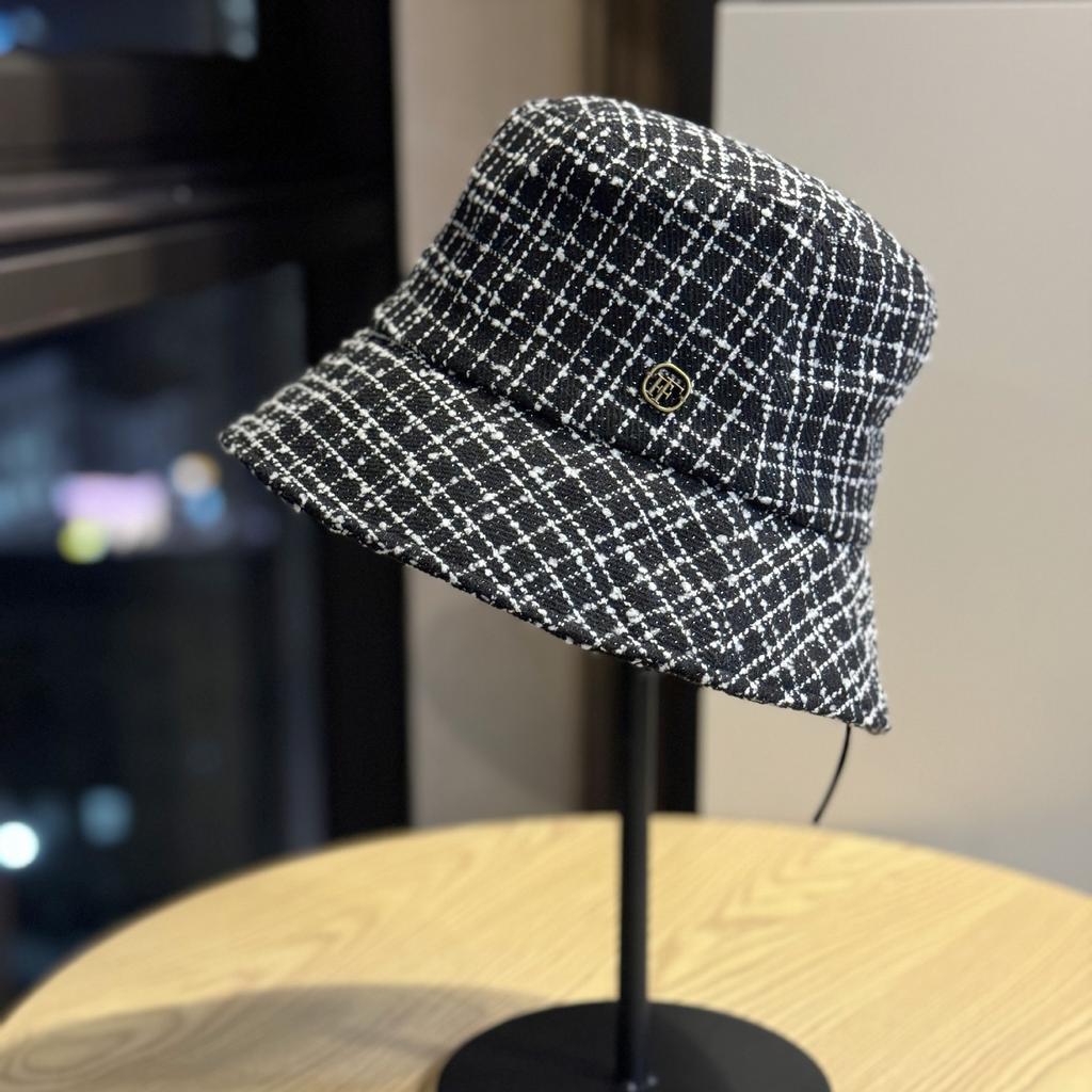 Korean Style Xiaoxiang Style Pattern Black Fisherman Hat Women's Casual Retro All Match Basin Hat Temperament Showing Face Small Bucket Hat