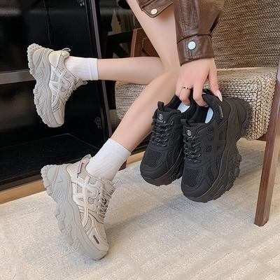 Platform Shoes Women's New Mesh Breathable Sports Shoes Fashionable Versatile Casual Shoes Show Height and Thinness