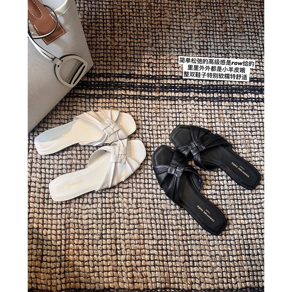 Spot Second Hair! Fashion Versatile New Square Head One Word Wrinkled Flat Bottom Casual Beach Slippers Women's Sandals Outside