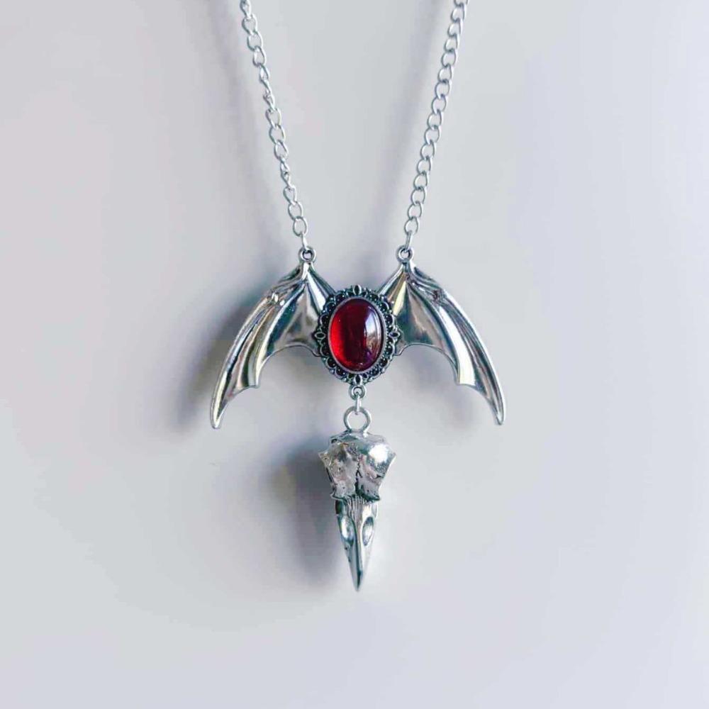 Charm Gothic Blood Red Oval Glass Crystal Sliver Color Vampire Bat Death Crow Skull Pendant Necklace for Women Halloween Jewelry