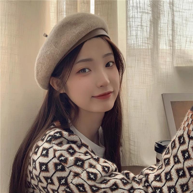 Autumn and Winter Temperament Beret Women's High-end Sense New Wool Woolen Big Head Circumference Versatile Leather Velvet Painter Hat