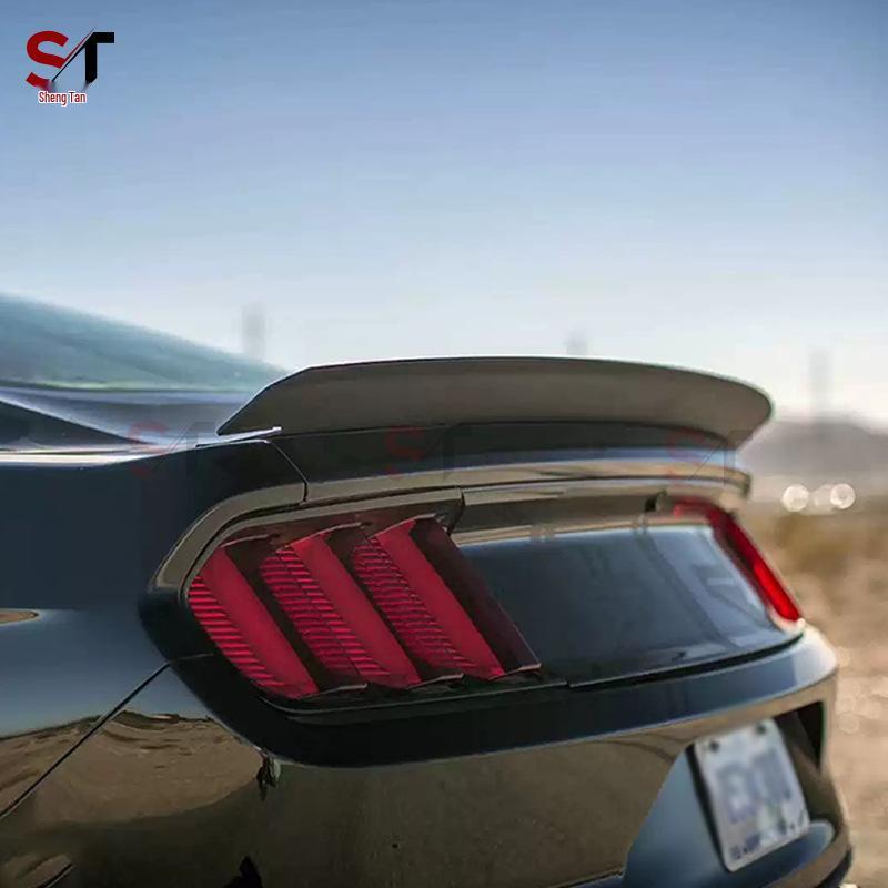 Mustang Carbon Fiber RTR Rear Spoiler Wing Diffuser
