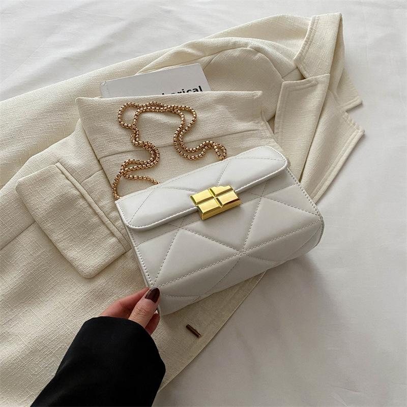Retro Small Bag Women's 2024 New Foreign Casual Small Square Bag Temperament Fashionable and Beautiful Trend Shoulder Messenger Bag