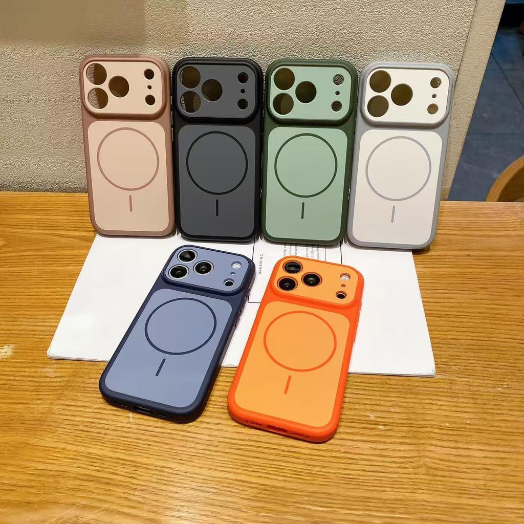Two-Tone Magnetic Skin-Feel Case for iPhone 14/15P/16Pro Max/17Pro