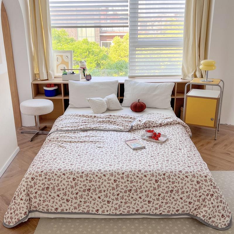 Cartoon Dinosaurs Penguins Summer Quilt Funny Animals Pattern Air-conditioning Cool Comforter Breathable Soft Thin Blanket