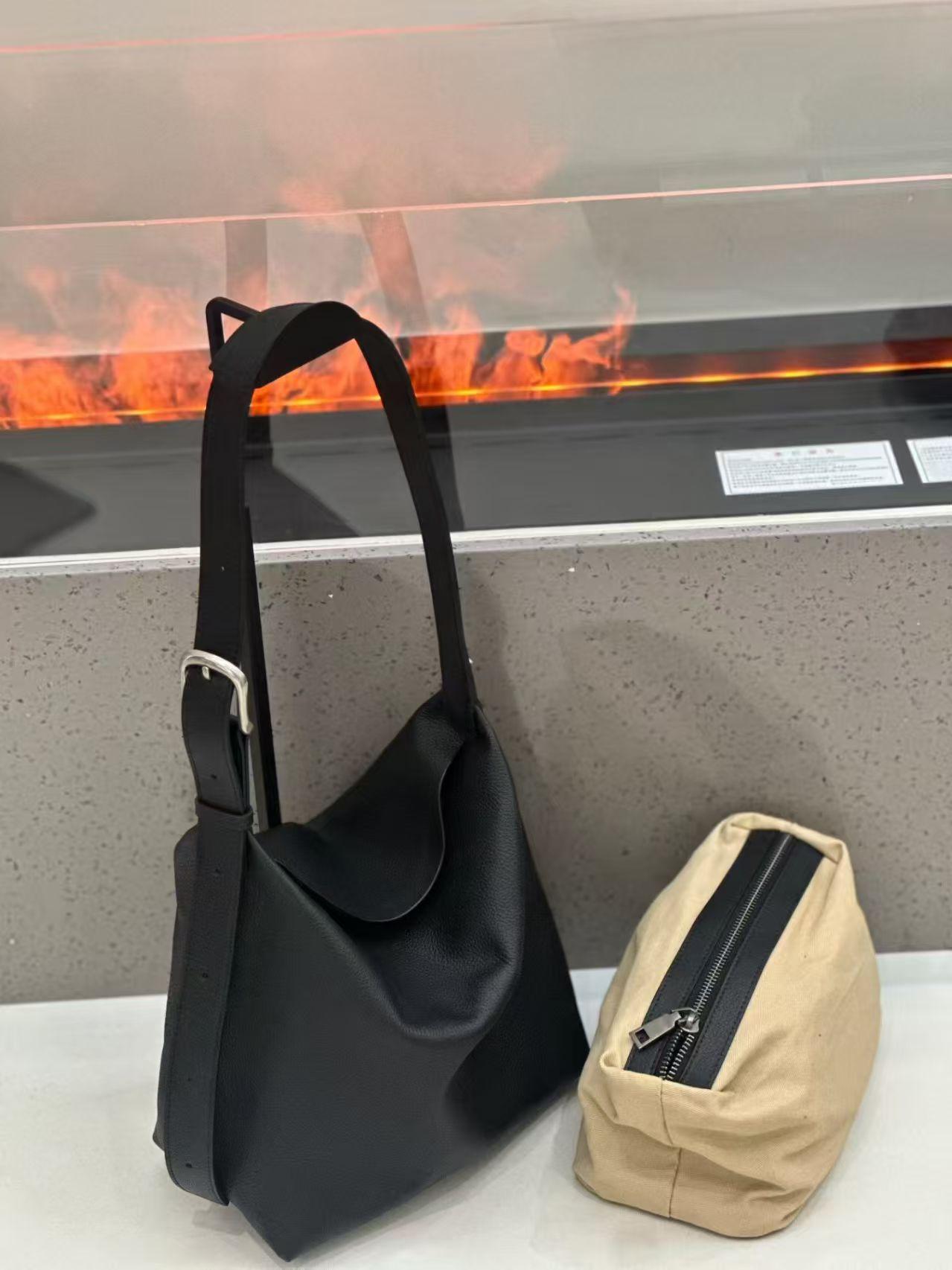 

New Style Matte Cowhide Bucket Bag Large Retro Fashionable Casual Capacity Underarm Genuine Leather Women s Length 22 X 12 X23cm