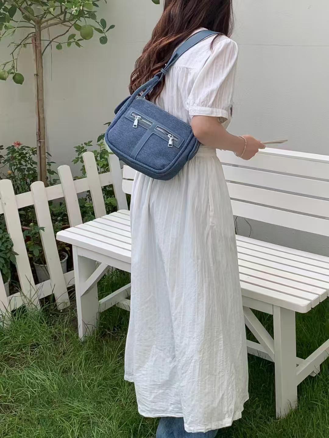 

Soft leather niche light luxury women s bags New trendy horseshoe bags Large capacity shoulder crossbody bucket bags