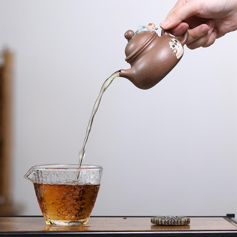 140ml Chinese Yixing Purple Clay Teapots Cute Cat Pattern Famous Handmade Zisha Tea Pot Beauty Tea Infuser Kettle Tea Set