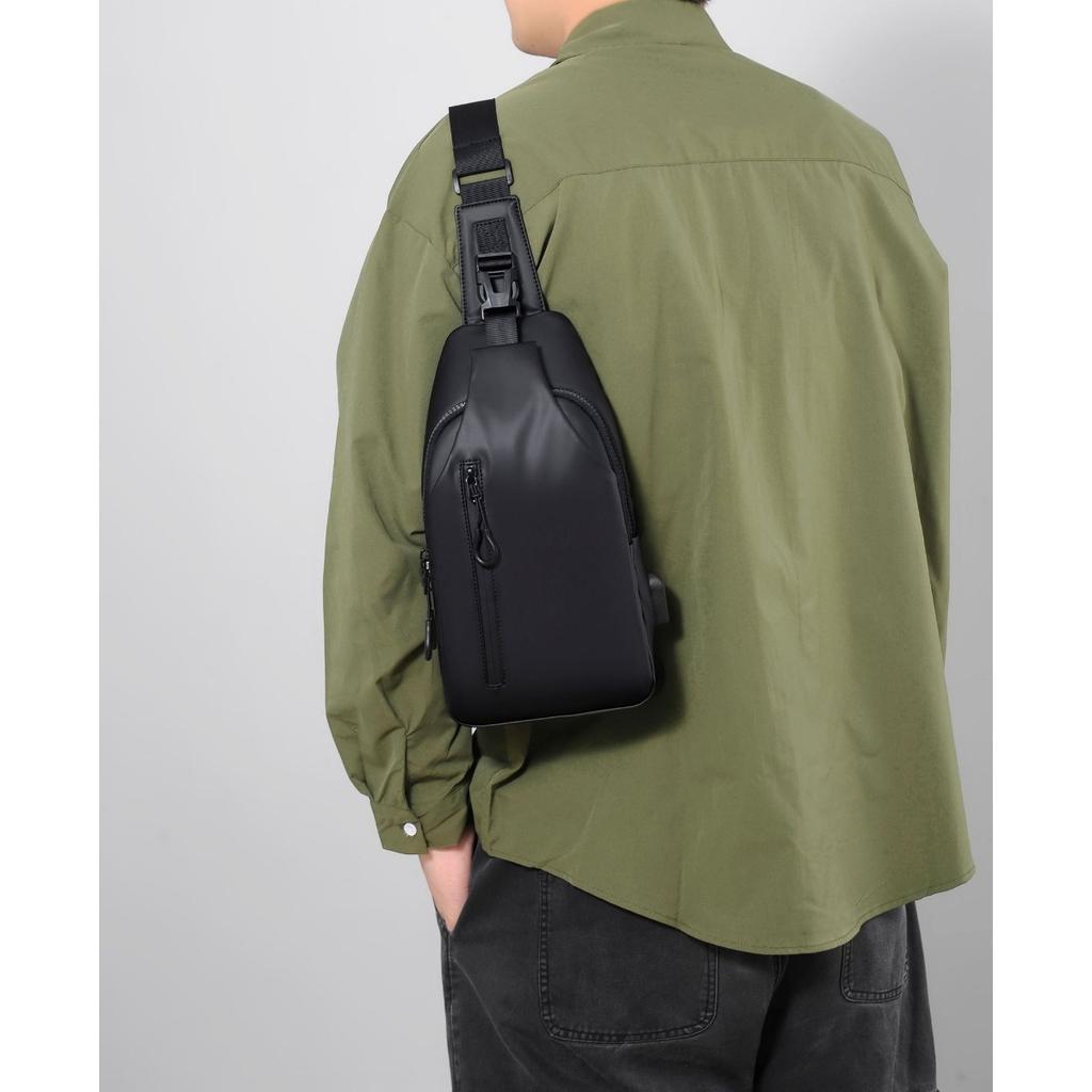 Herren Brusttasche, Trendige und Modische Umhängetasche, Schlicht und mit großem Fassungsvermögen, Vielseitig für den täglichen Arbeitsweg, Herren Tasche