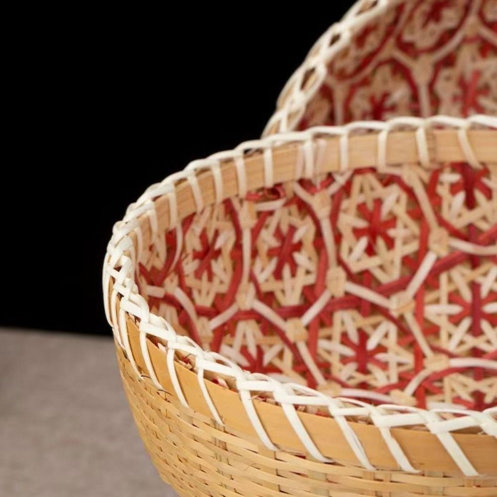 Round Bamboo Storage Basket Sturdy Fruit  Serving Tray High-quality Hand Woven Basket  Office