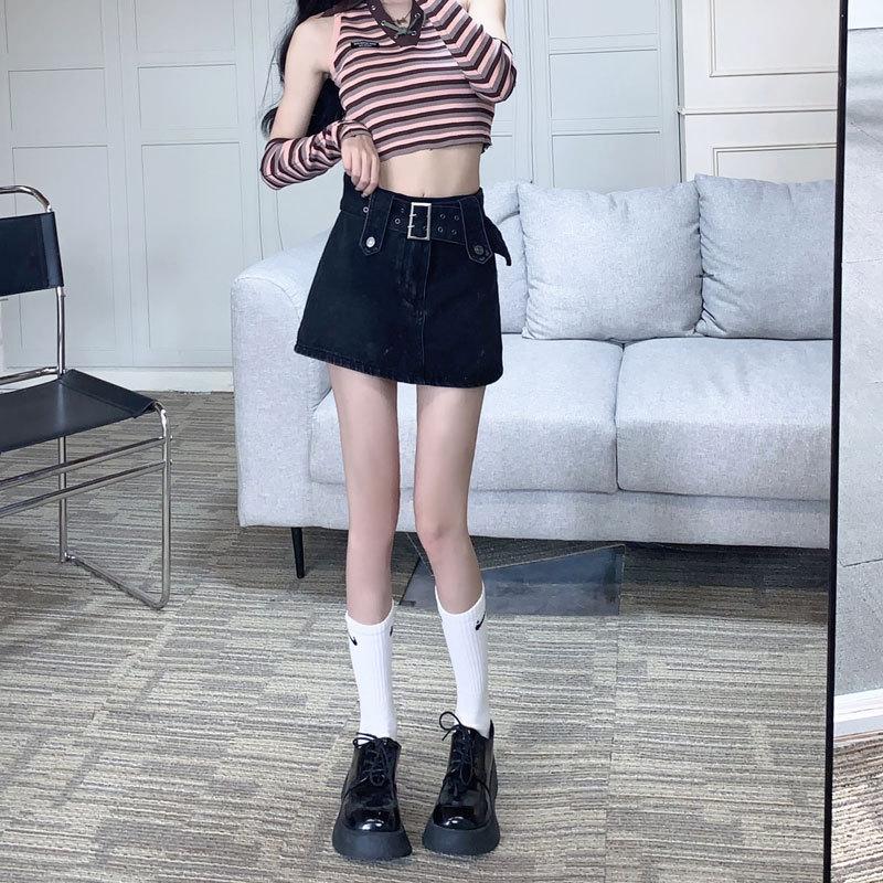 Einzigartiger klassischer vielseitiger jugendlicher Vintage-Paket-A-Linien-Bustierrock Design Sense High Waist Hosenrock Damen Sommermode Denim Kurzer Rock