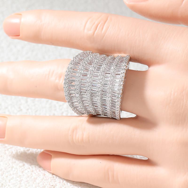 Luxury Inlaid White CZ Women's Ring Elegant CopperColor Geometry Daily Wear Party Jewelry Anniversary Gift
