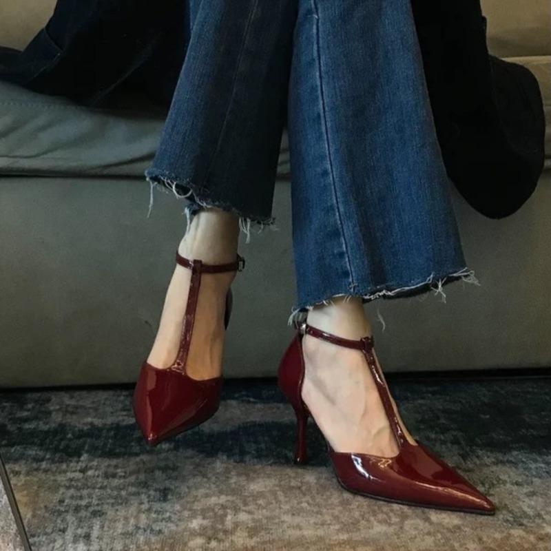 Fashion Summer New Patent Leather T-Wire with Pointed Toe Stiletto Single Shoes All-match High-heeled One-buckle Wrapped-toe Sandals