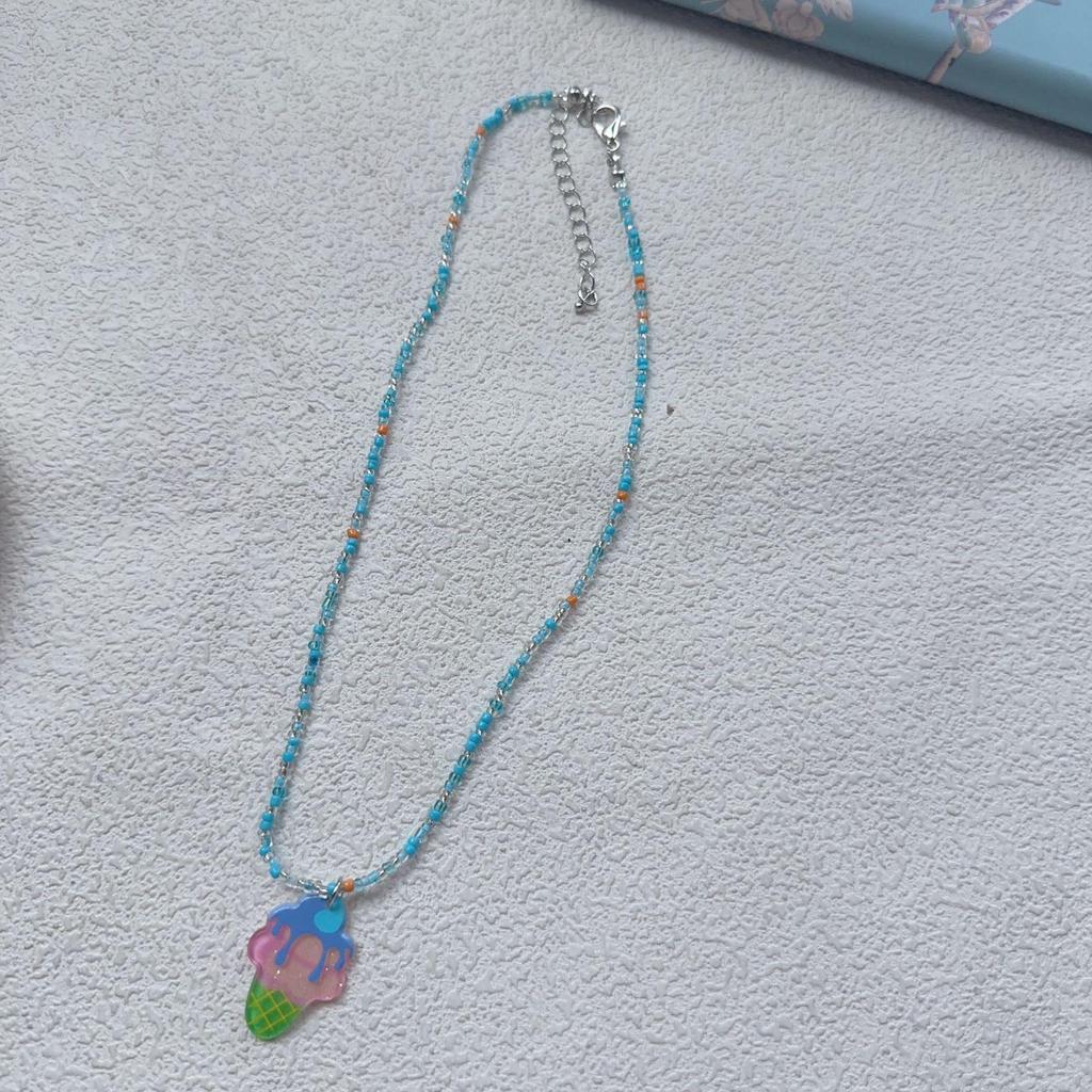 Colier cu pandantiv înghețată, dulce și elegant, cu mărgele colorate – accesoriu clavicular drăguț, durabil și versatil pentru femei.