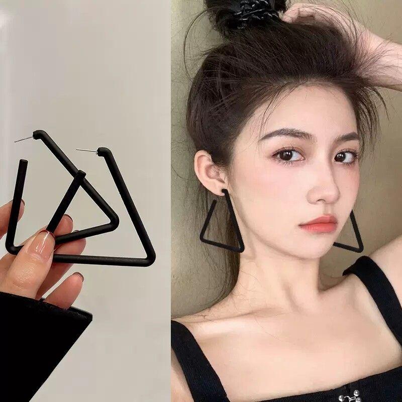 

Instagram Black Triangle Earrings Women Special-Interest Design Geometric A0244 Black Triangle Earrings Silver Needle