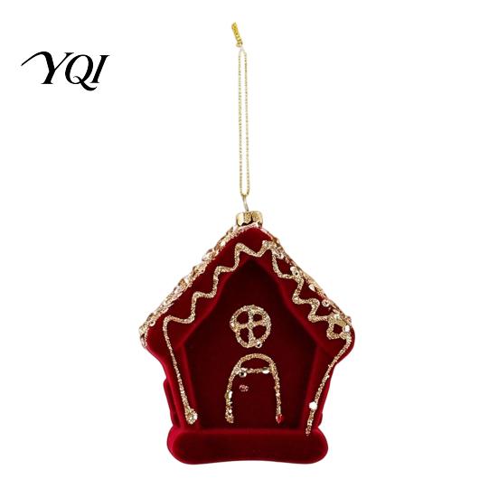 Seasonal Garland Door Decorations Flocked Christmas Ornaments with Gold Edging, Retro Red Velvet Hanging Holiday Tree Decoration, Elk Gingerbread Man