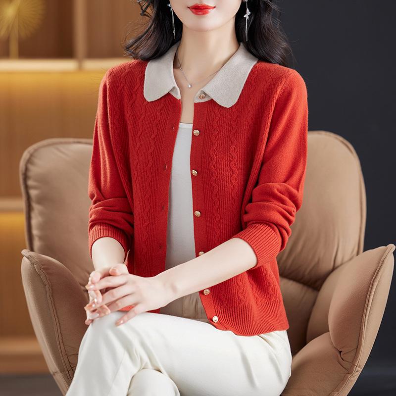 Autumn Pure Wool Color Block Cardigan for Stylish Middle-Aged Women