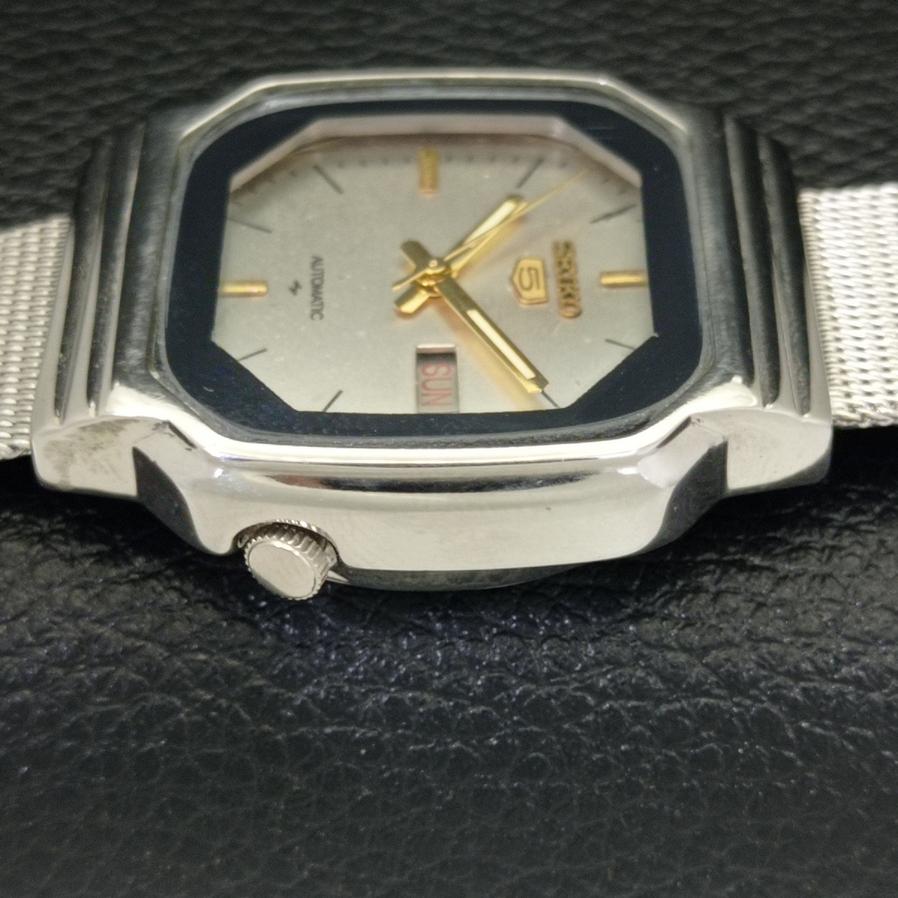 USED MENS DAY/DATE SEIKO 5 JAPAN 7009A AUTOMATIC ORIGINAL DIAL WATCH a427877-2 R1054-a427877