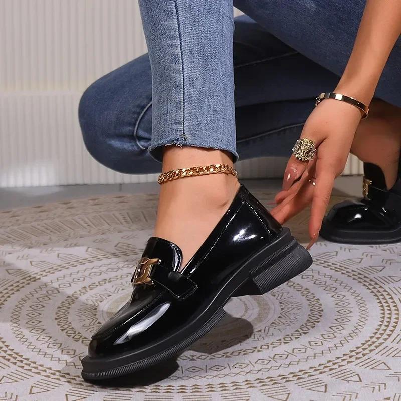 Ladies Shoes on Sale 2024 Fashion Slip on Women's Pumps Autumn Round Toe Solid Metal Decoration Mid Heel Water Proof Loafers