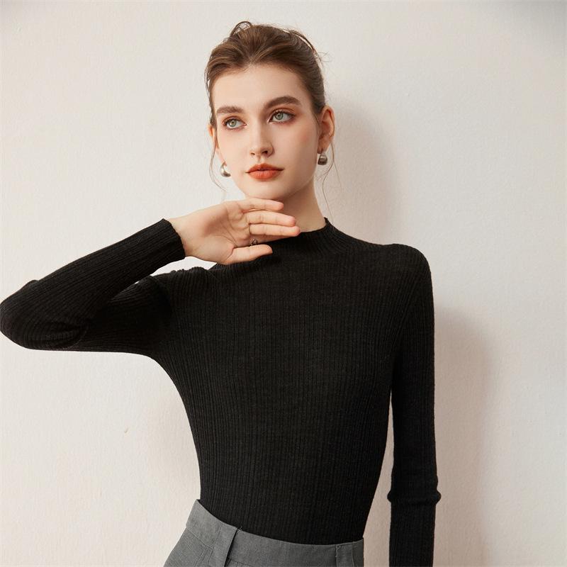 2025 Autumn Women's Slim Fit Korean Style Pleated Half-High Neck Wool Sweater