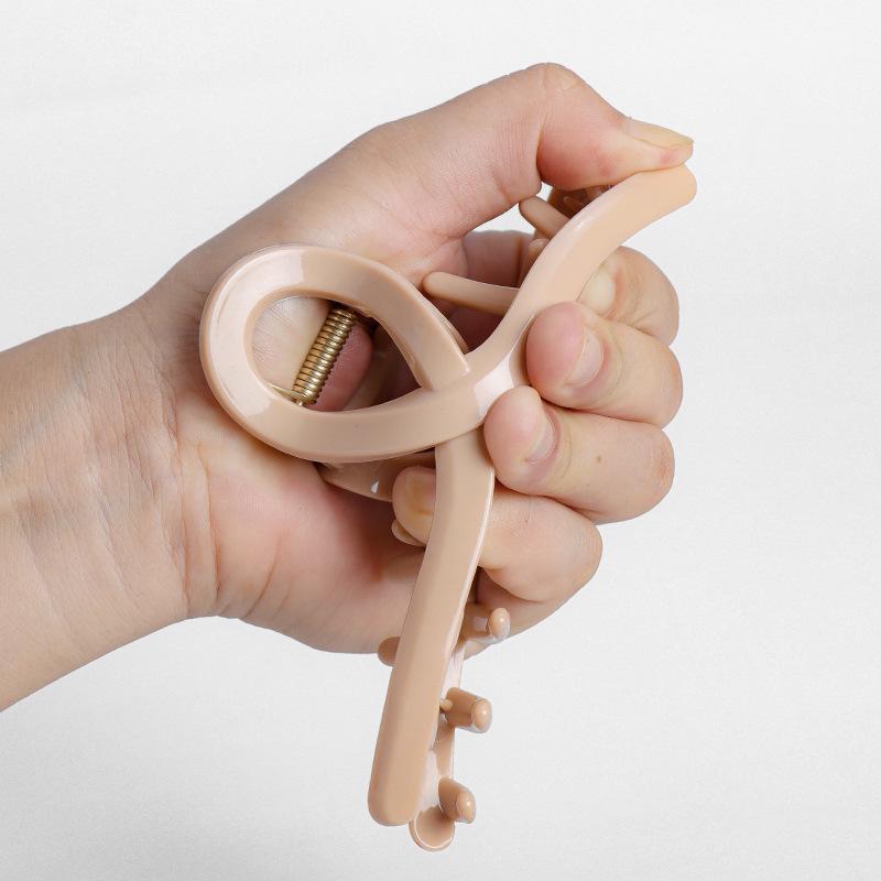 Silicone Anti-Collision Shark Hair Clip - Durable, Non-Slip, Head Protection