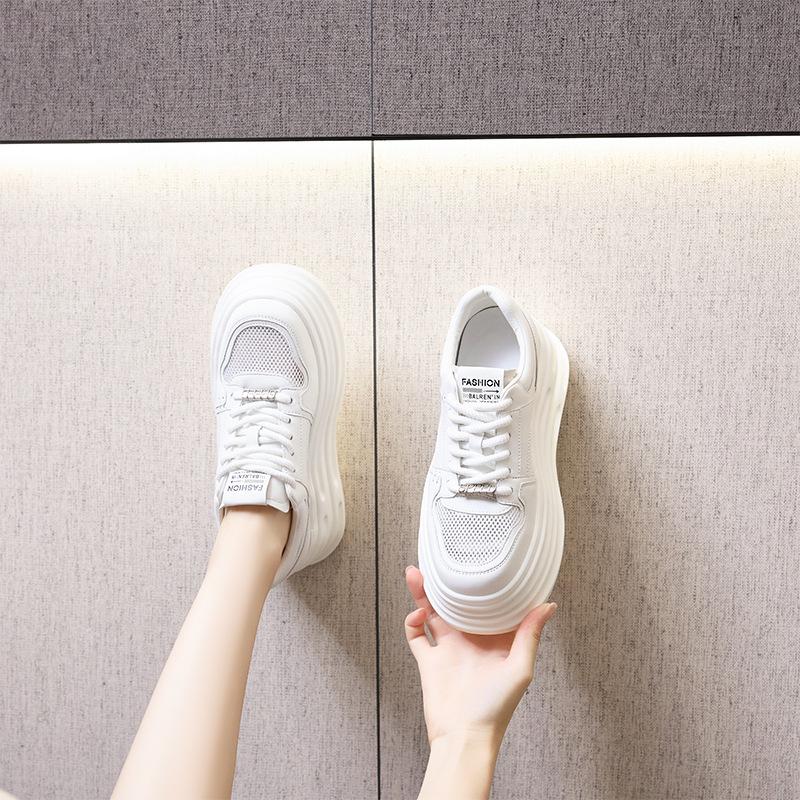 2025 new leather mesh white shoes women's platform Korean version sports shoes women's inner height increase casual lace-up board shoes women