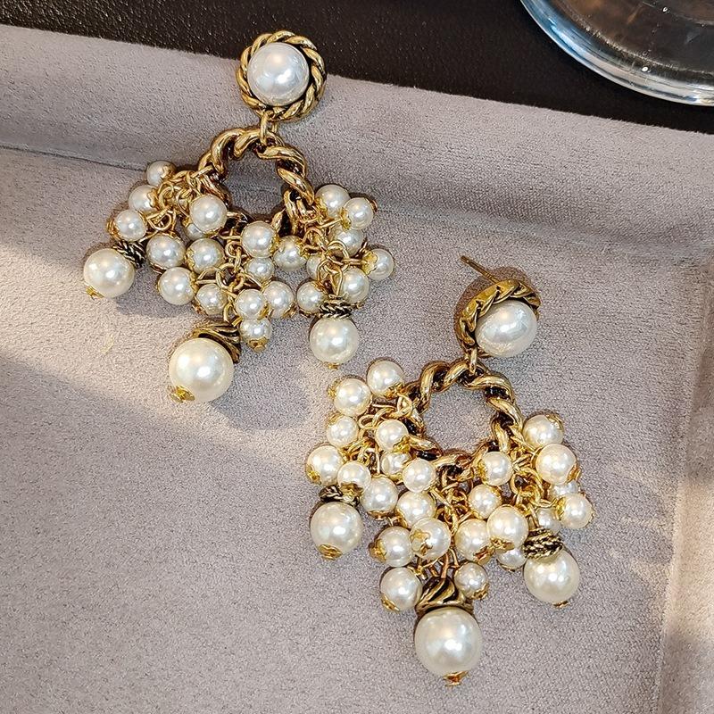 

Высококлассные французские серьги-кисточки с жемчужными цветами супер феи для женщин, легкие роскошные серьги с темпераментом, ретро серьги с лепестками, преувеличенные серьги