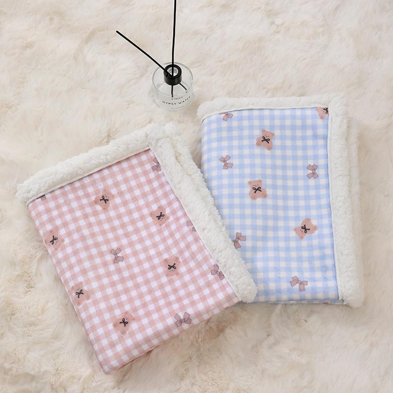 2026 New Dog Cushion Thickened Pet Blankets Warm Cartoon Cat Sleeping Mat Fluffy Dog Kennel Mat Autumn Winter