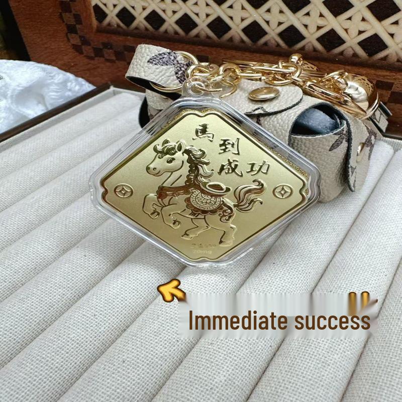 Kreativt 999 Rent Guld Tecknad Charm Hängsmycke för Telefon & Väska - Gyllene Nyckeln till Omedelbar Rikedom