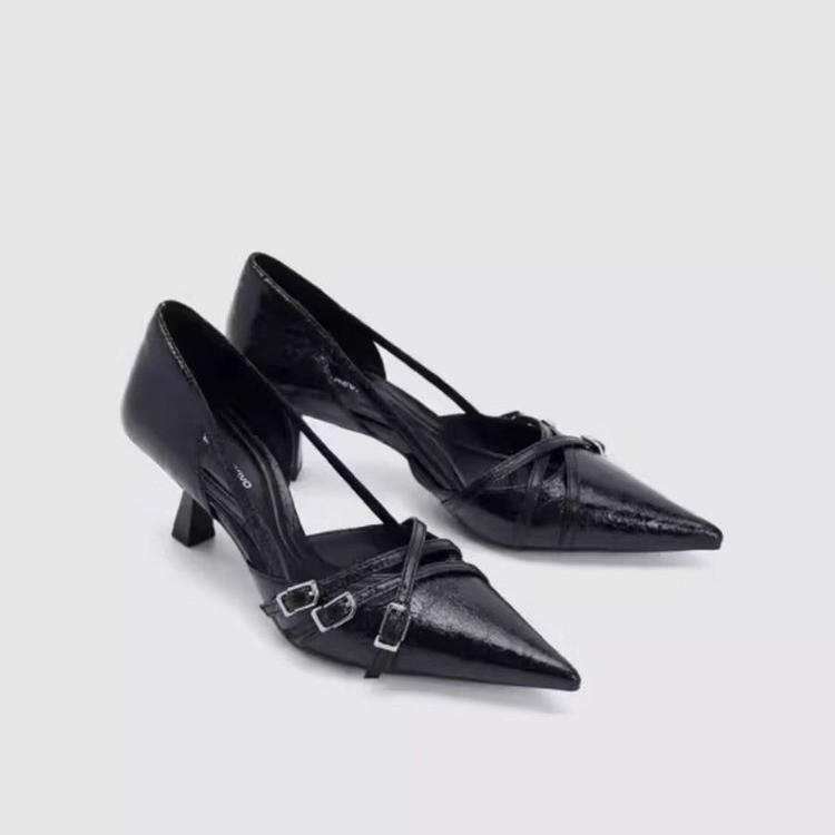 

Pointed small leather shoes women s 2025 new spring and summer stiletto shoes retro French temperament Mary Jane one-word single shoes 40 чёрный
