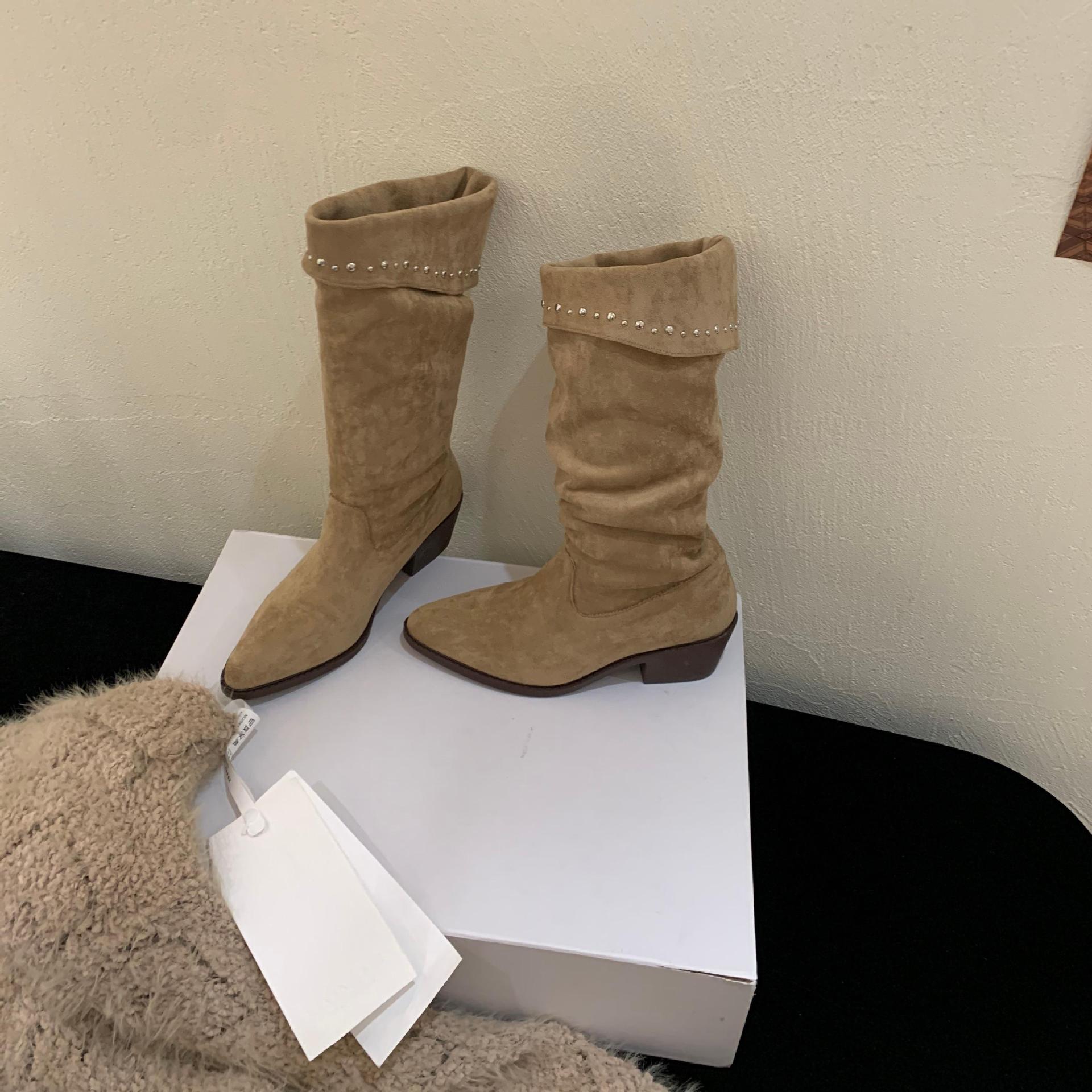 

2025 autumn and winter new retro British style thick heel mid-tube boots women s thin mid-heel pointed pile knight boots women 39