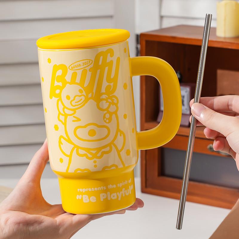 Keramický hrnek na vodu se slámkou Malá žlutá kachnička Domácnost Kolej Velkokapacitní Ledový magnát Kreativní suvenýrový hrnek s víčkem