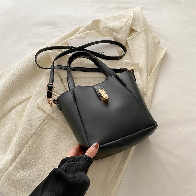 Стильная женская сумка-ведро 2024 года на одно плечо через плечо чёрный