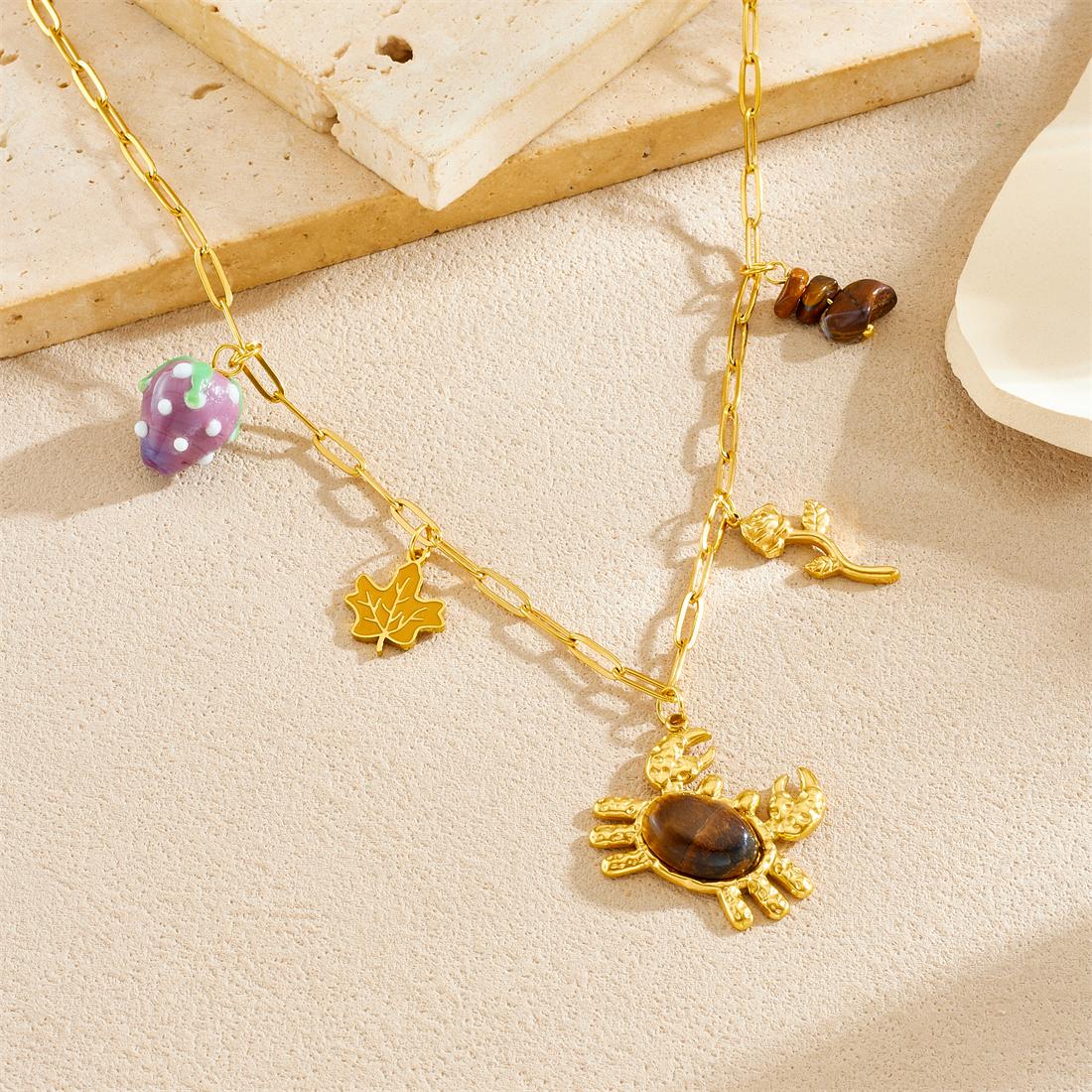316L Stainless Steel Amber Stone Inlay Crab Maple Leaf Rose Conch Pendant Necklace Women Novel Trend Clavicle Chain