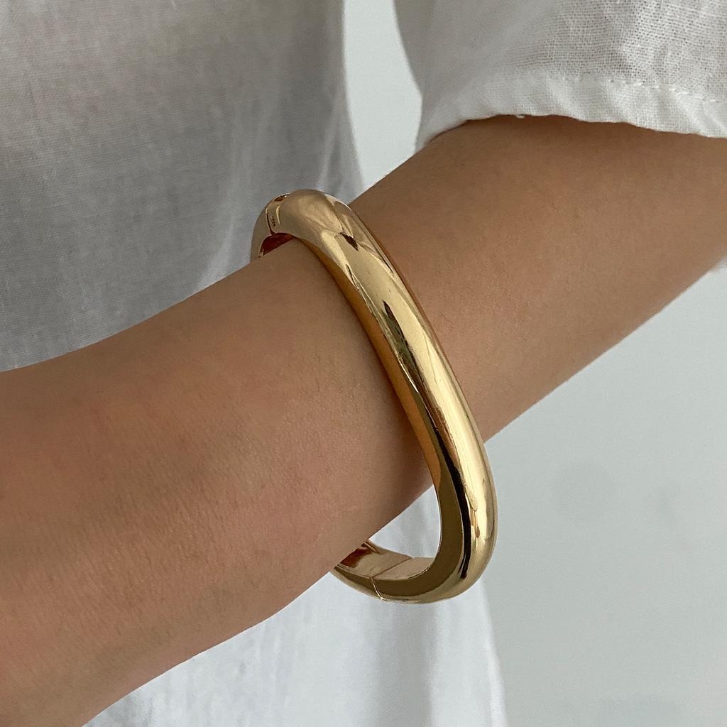Ins Sweet Cool Style Pink Polygon Bracelet Artistic Retro Round Gradient Wide Version Wristband
