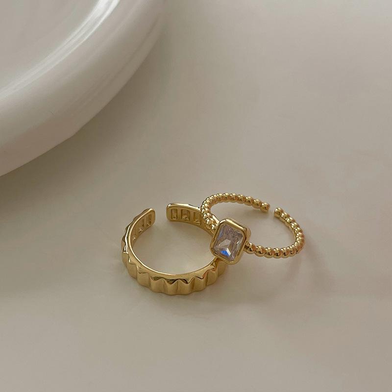 Unique Design Stylish Silver Plated Finger Ring For Women Adjustable And Trendy