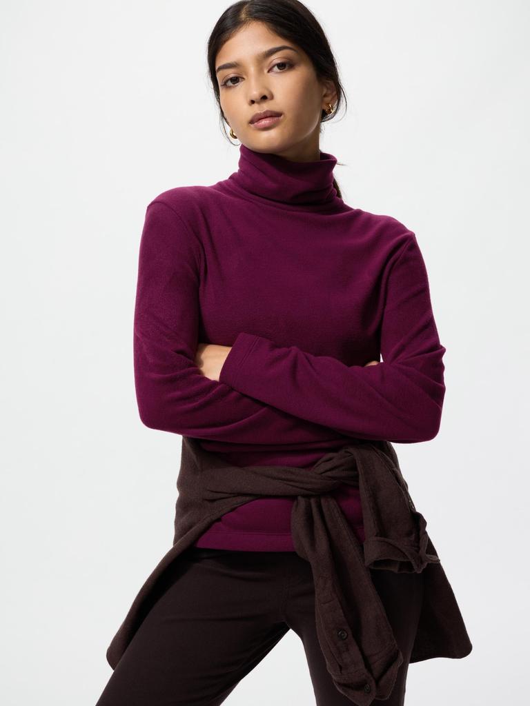 Uniqlo Japan HeaTTech Fleece TurTleneck T  Long Sleeve 