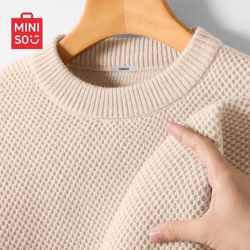 

MINISO Men s Textured Pineapple Knit Pullover Sweater M