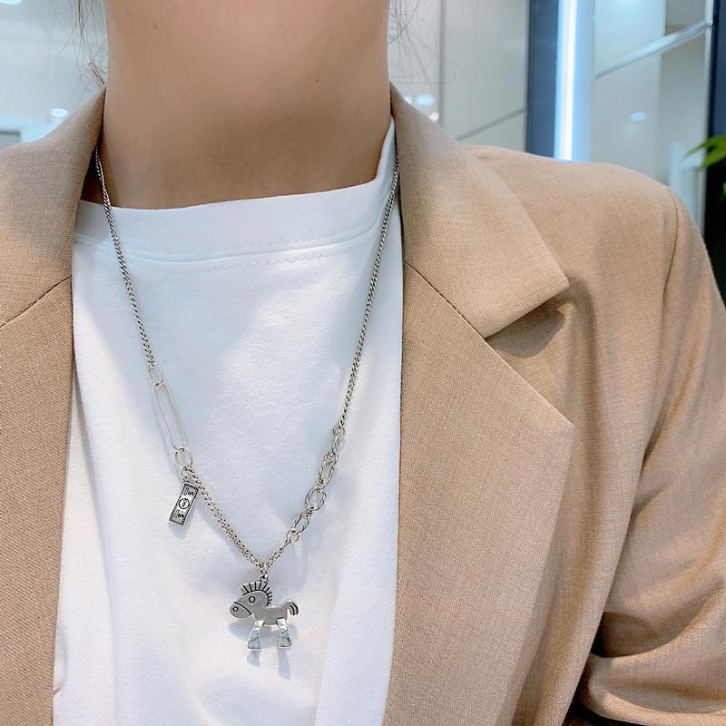 New Creative Retro Money Jewelry Personality Animal Pony Clavicle Chain Horse Pendant Necklaces Birthday Gift for Horse Lover