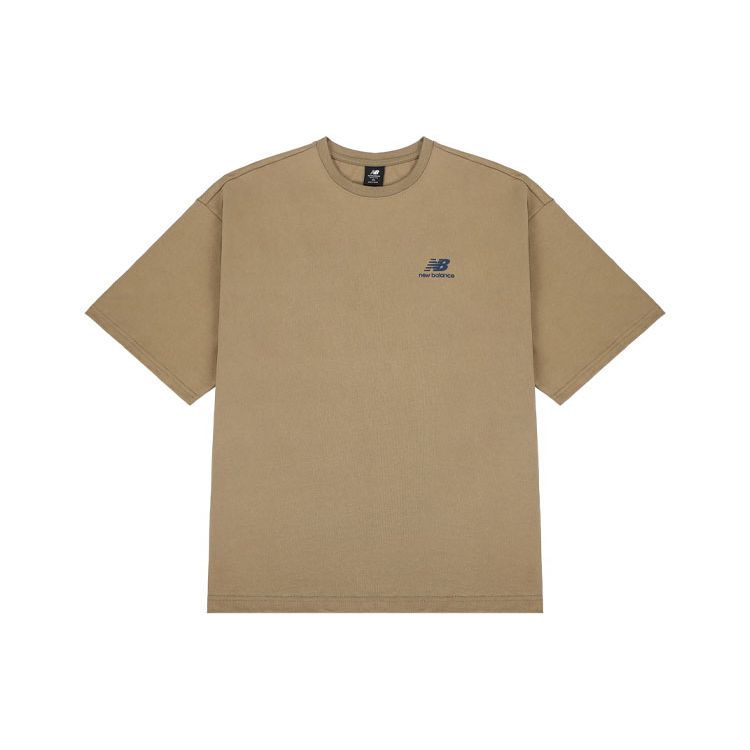 

Мужские футболки New Balance с однотонным логотипом цвета хаки AMT22391-INC