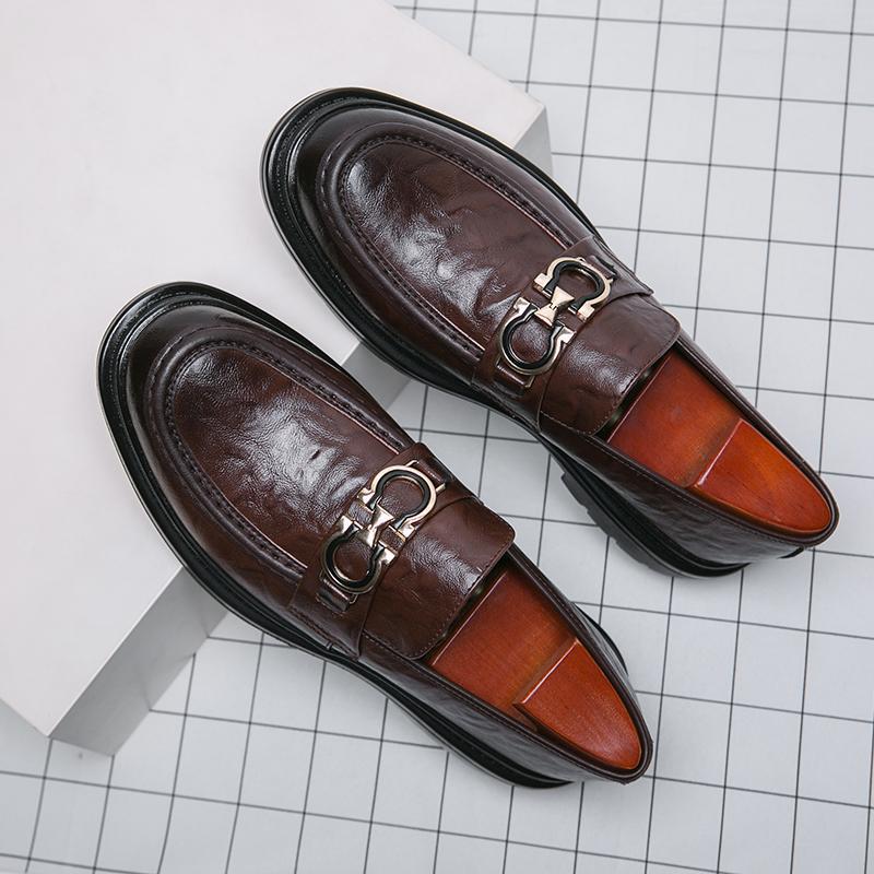 

New Solid Color Loafers Men s Fashionable Business Casual Foot Cover Round-toe Leather Shoes Korean Version Lazy Beans Shoes 38